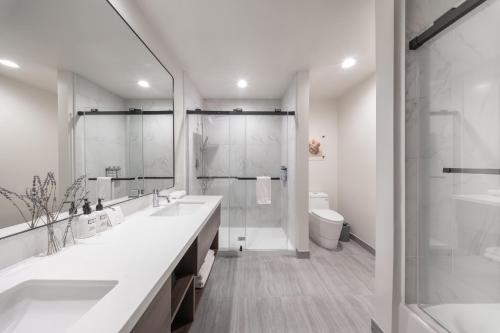 kins hotel