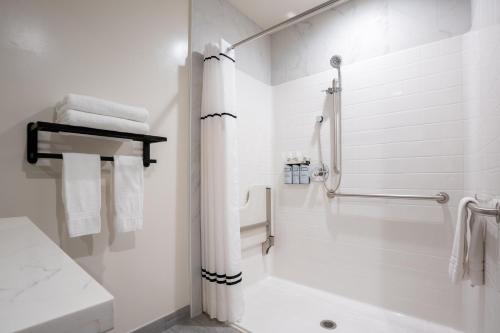 kins hotel