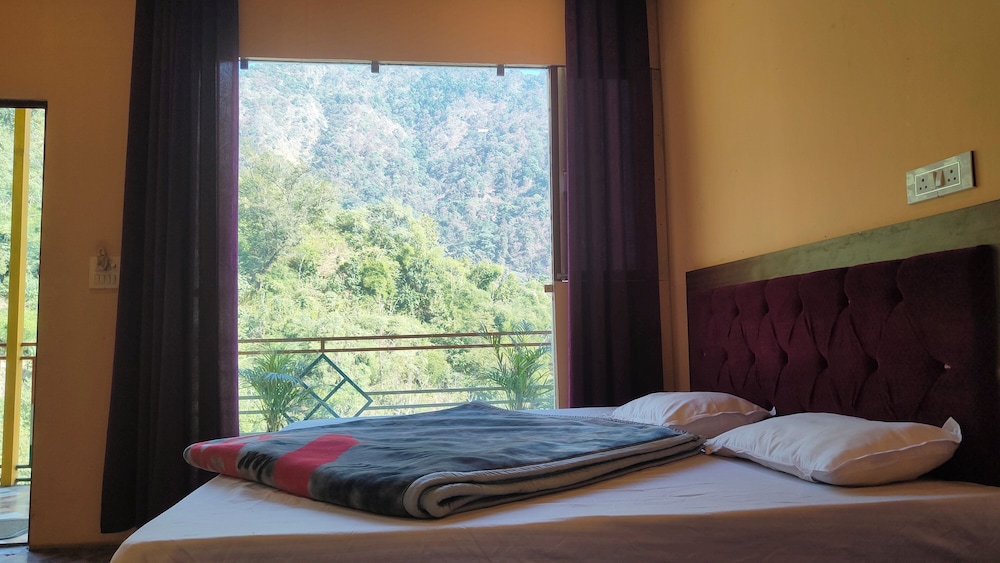 rishikesh paradise