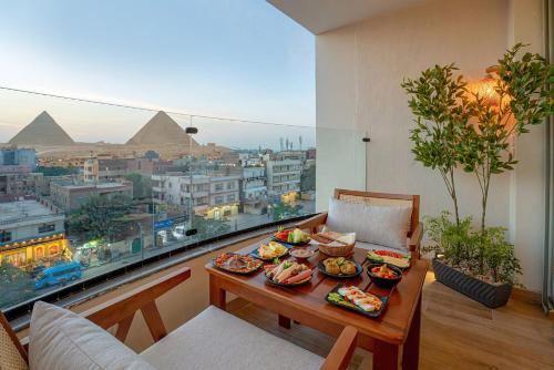 galaxy pyramids view inn