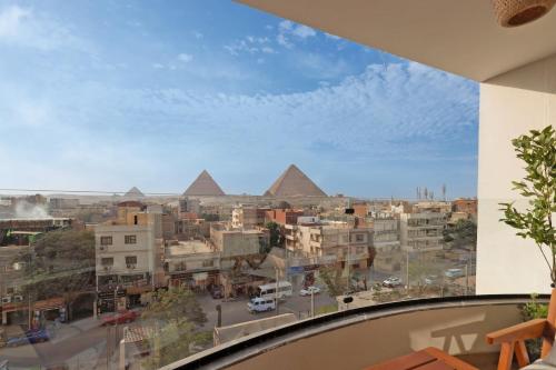galaxy pyramids view inn