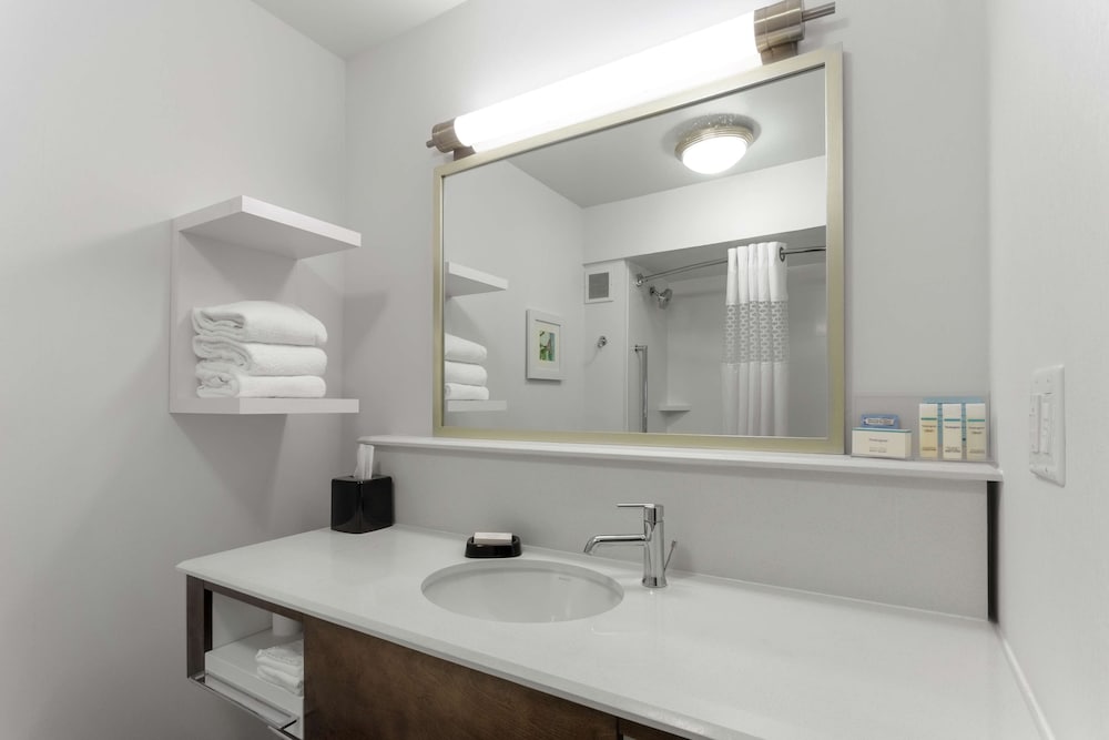 hampton inn bloomington