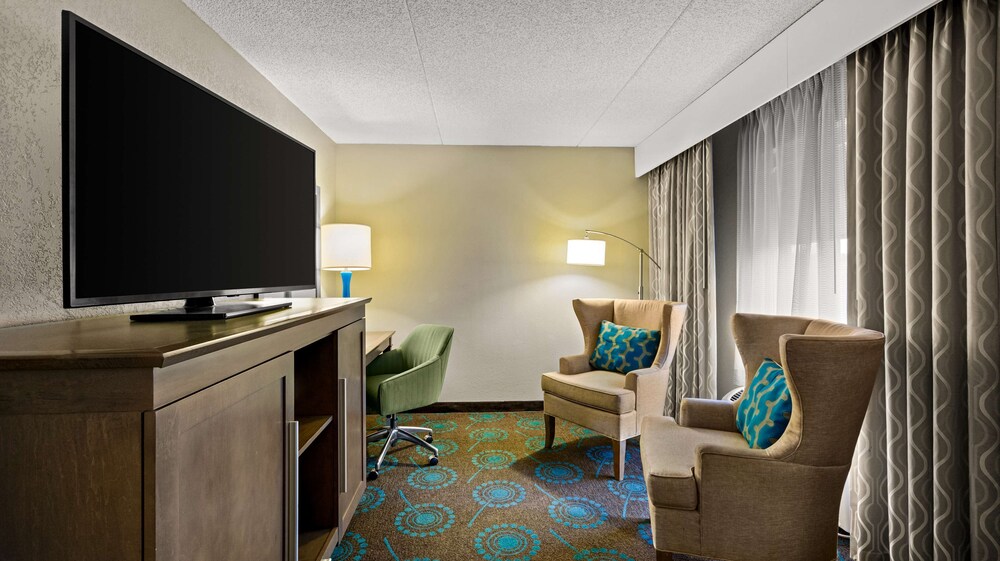 hampton inn bloomington