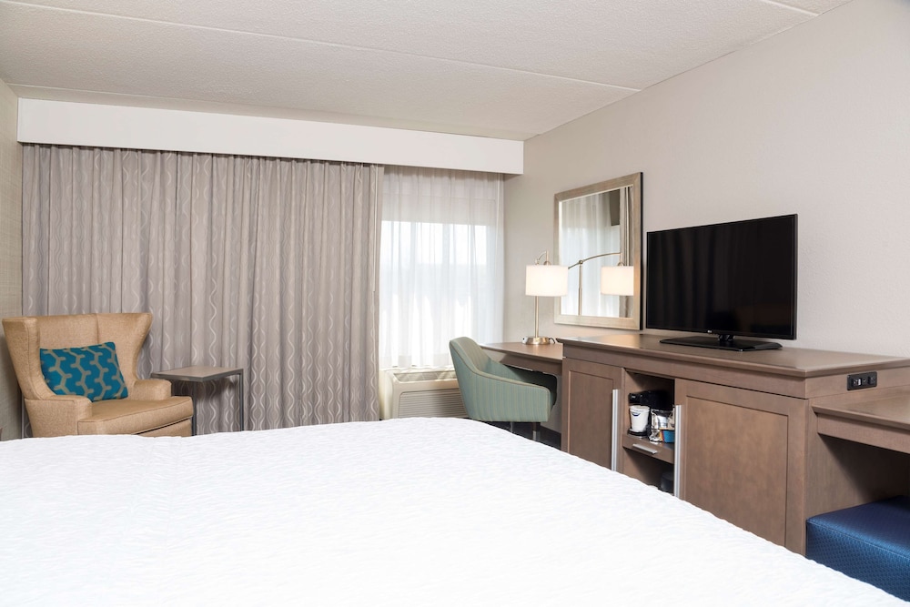 hampton inn bloomington