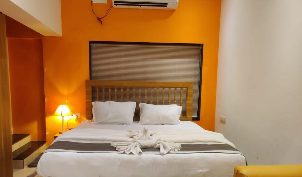 supritis farmington splash resort