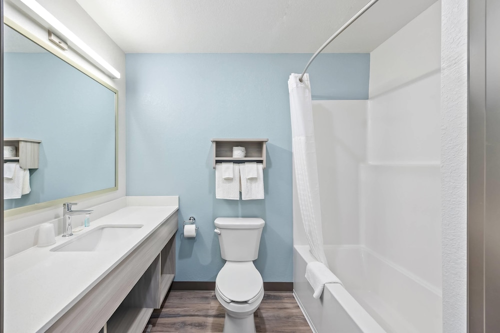 woodspring suites jackson i 40