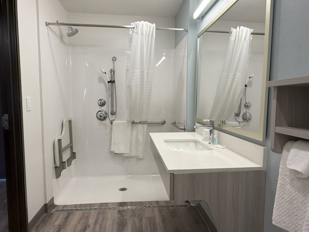 woodspring suites jackson i 40