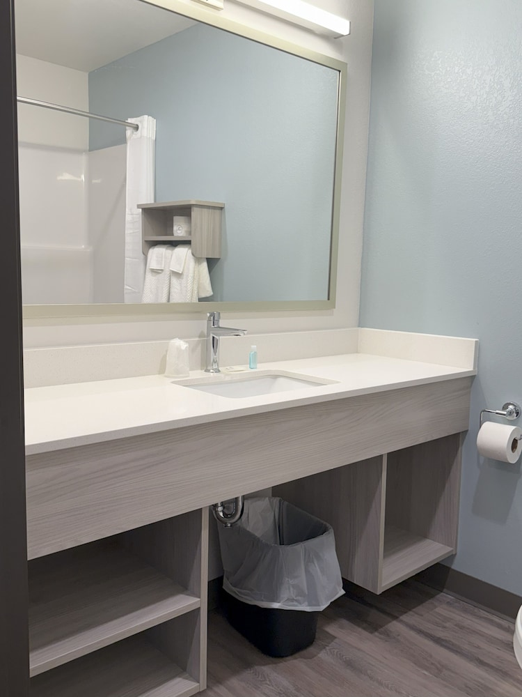 woodspring suites jackson i 40