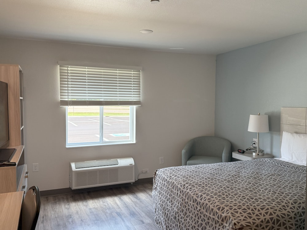 woodspring suites jackson i 40