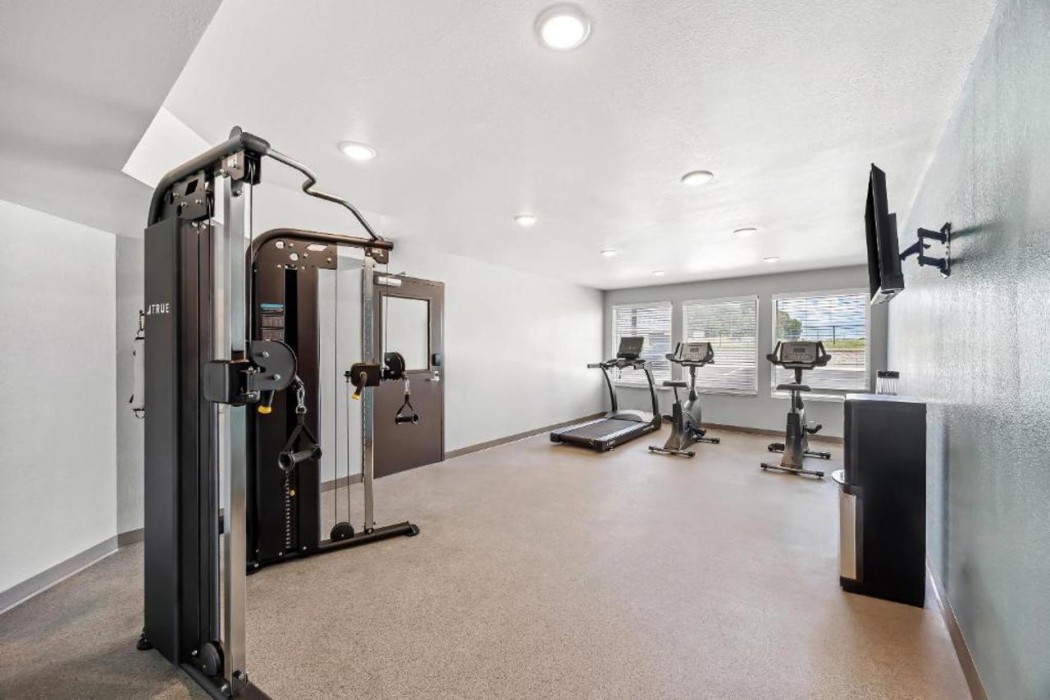 woodspring suites jackson i 40