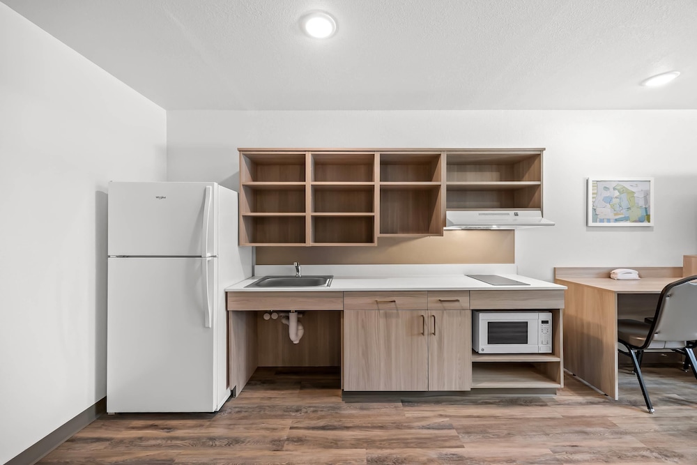 woodspring suites jackson i 40