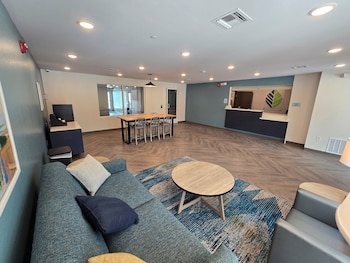 Woodspring Suites Jackson I-40,,3 star