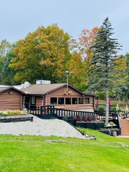 lost arrow resort