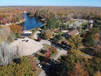 lost arrow resort
