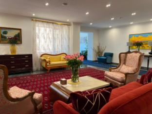 plaza viktoria hotel yerevan