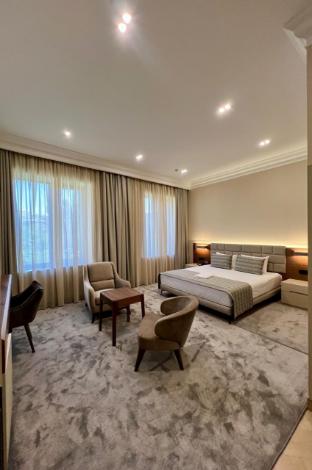 plaza viktoria hotel yerevan