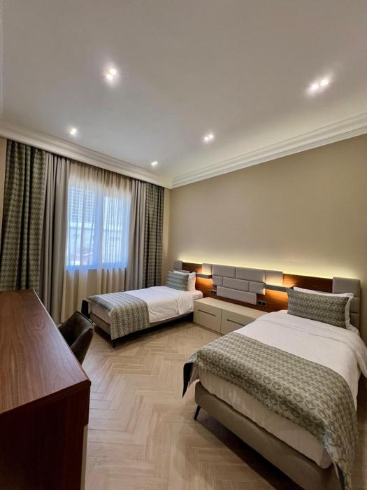plaza viktoria hotel yerevan