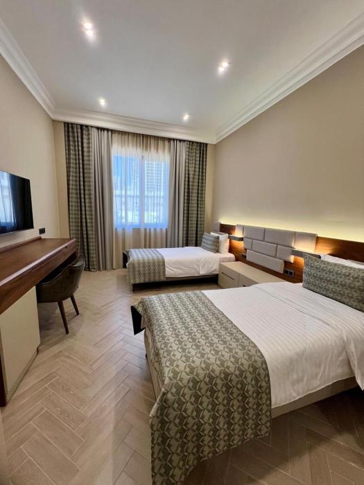 plaza viktoria hotel yerevan