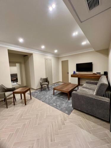 plaza viktoria hotel yerevan