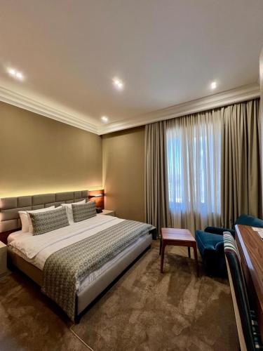 plaza viktoria hotel yerevan