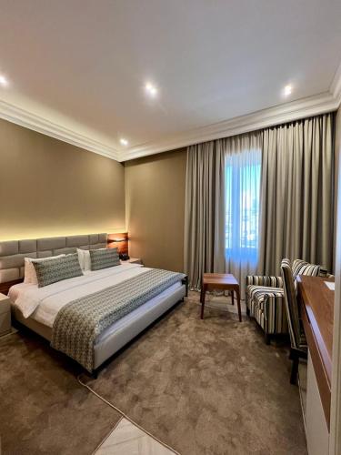 plaza viktoria hotel yerevan