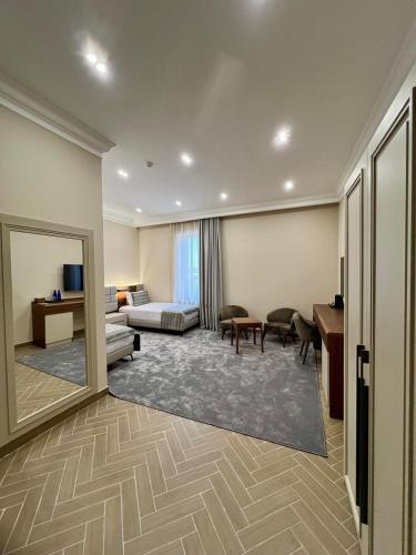plaza viktoria hotel yerevan