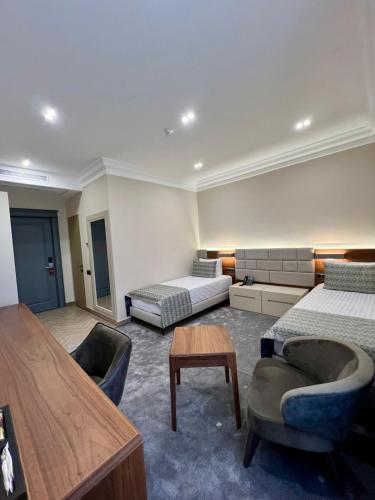 plaza viktoria hotel yerevan
