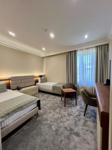 plaza viktoria hotel yerevan