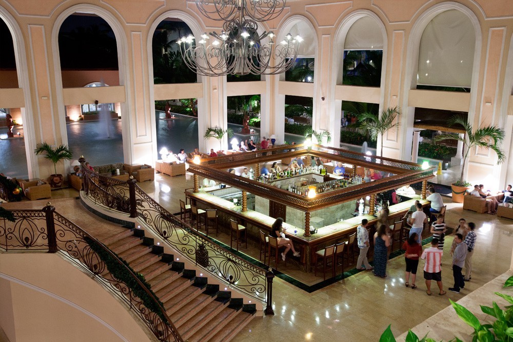 Majestic Colonial Punta Cana - All Inclusive,Carretera El Macao,4 star
