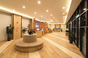 Zenith Suites Cameron,,4 star