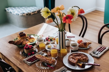maison hubert