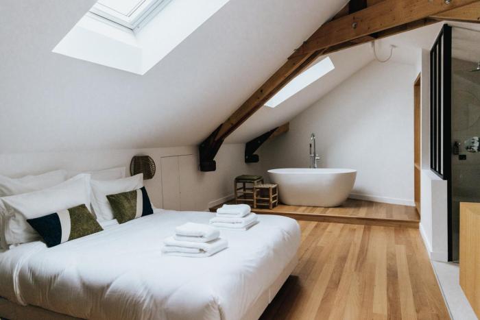 maison hubert