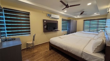 lakshmi naraya grand