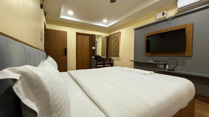 lakshmi naraya grand