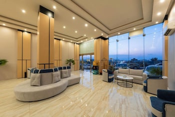 Al Qasr Hotel Suites - Al Iskan District,As Sadd, Khamis Mushait 62431,0 star