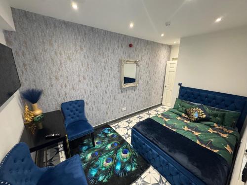 gloucester apartment sleeps 2 parking 97ws