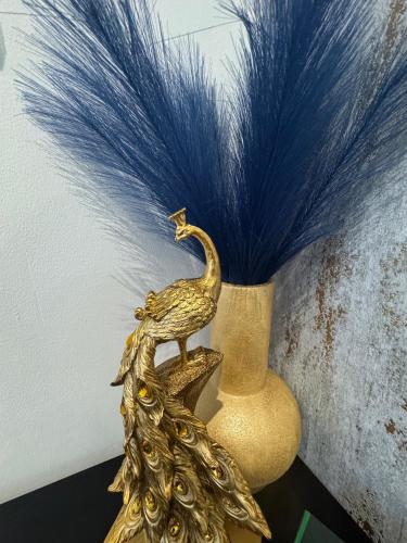 gloucester apartment sleeps 2 parking 97ws