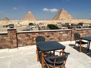 pyramids island
