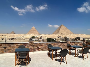 pyramids island