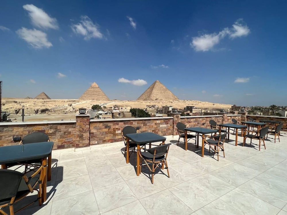 pyramids island