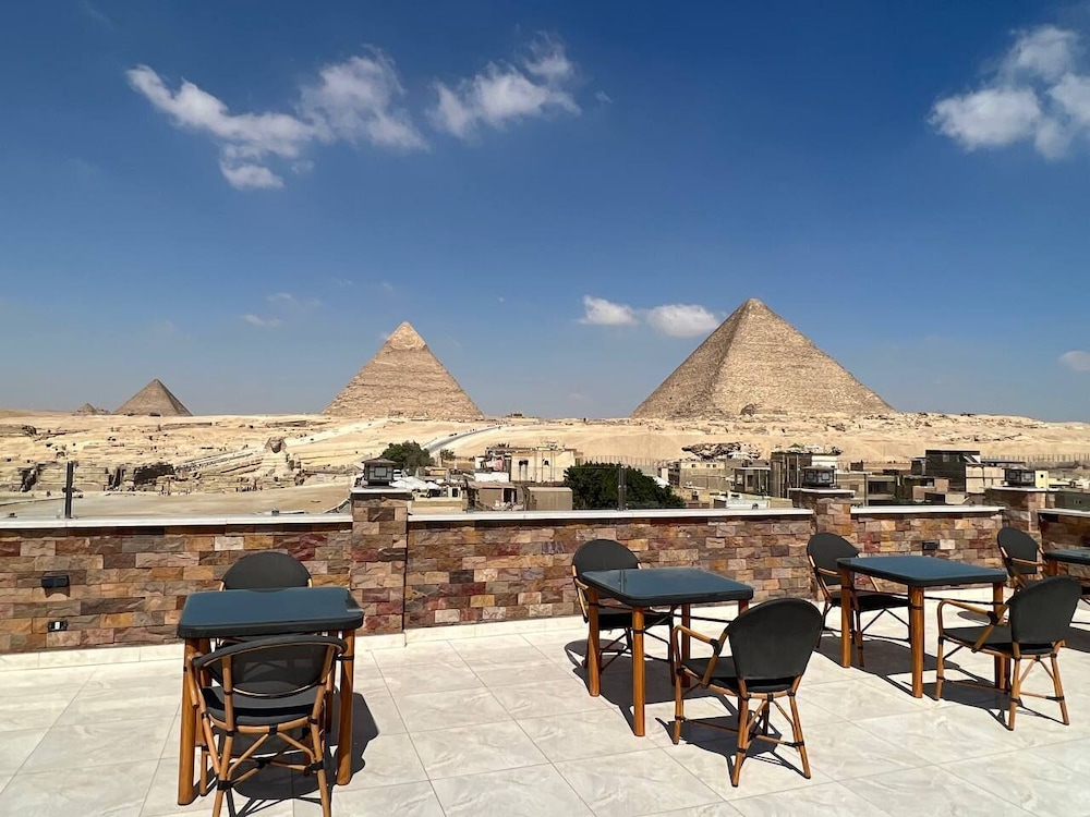 pyramids island