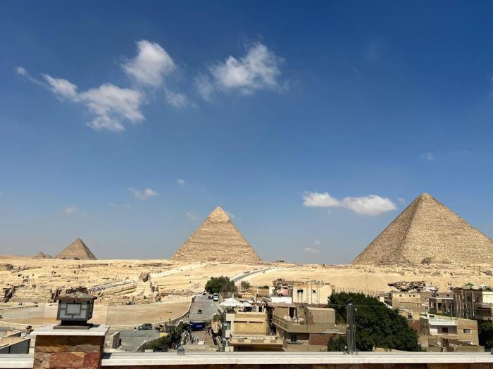 pyramids island
