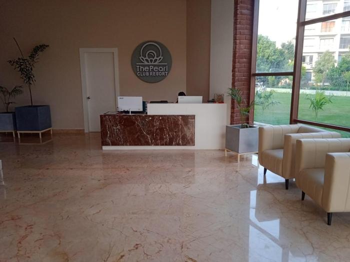 the pearl club resort