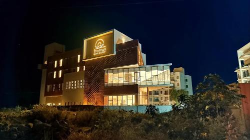 the pearl club resort