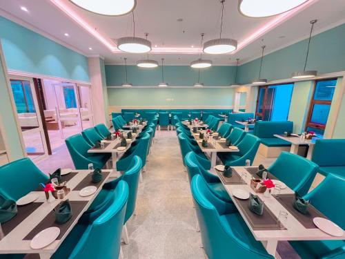 the pearl club resort