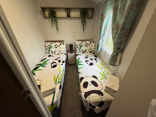 berwick upon tweed caravan sleeps 6 parking