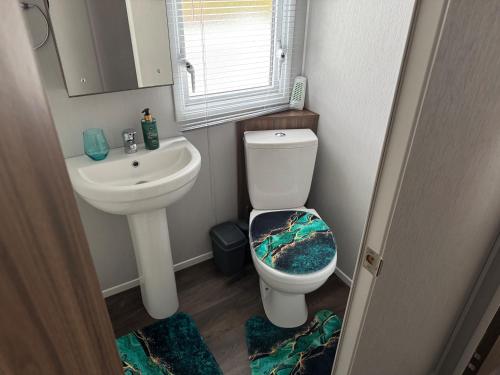 berwick upon tweed caravan sleeps 6 parking