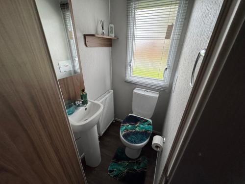 berwick upon tweed caravan sleeps 6 parking