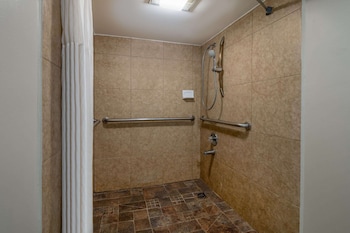 days inn by wyndham raleigh midtown