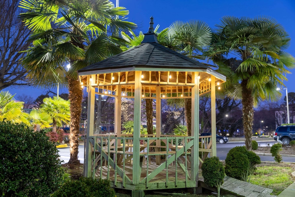 days inn by wyndham raleigh midtown